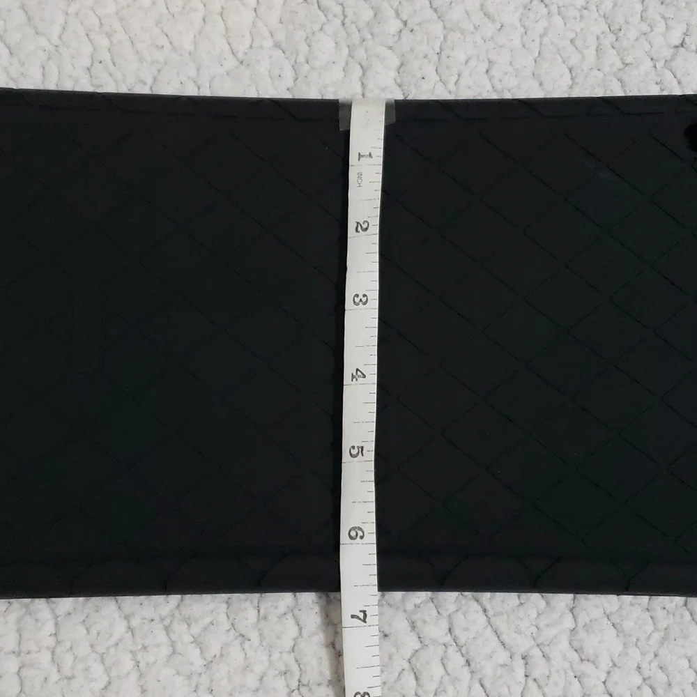 Roscea Black Silicone Case 10